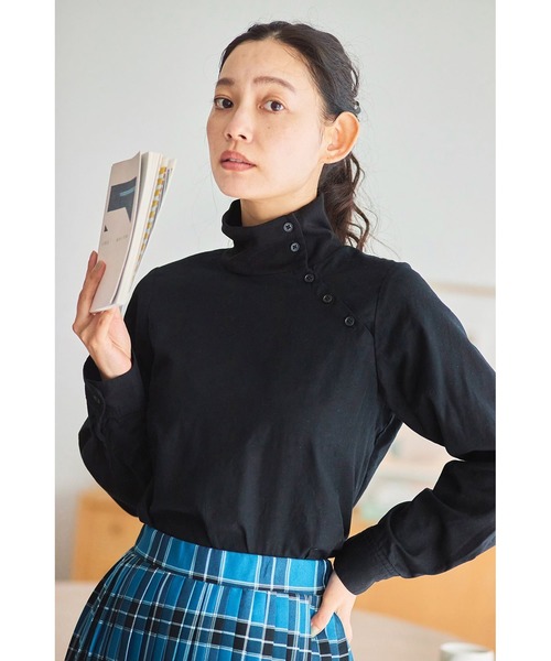 and myera（アンド マイラ）の「ａｎｄ　ｍｙｅｒａ　タートルネックなトップス（Tシャツ/カットソー・レディース・ホワイト/ブルー/ブラック・M/L/LL/S）」の9枚目の写真