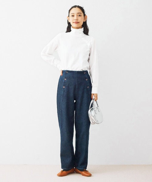 and myera（アンド マイラ）の「ａｎｄ　ｍｙｅｒａ　タートルネックなトップス（Tシャツ/カットソー・レディース・ホワイト/ブルー/ブラック・M/L/LL/S）」の16枚目の写真