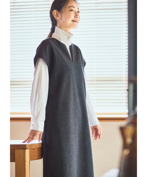 and myera（アンド マイラ）の「ａｎｄ　ｍｙｅｒａ　タートルネックなトップス（Tシャツ/カットソー・レディース・ホワイト/ブルー/ブラック・M/L/LL/S）」の6枚目の写真