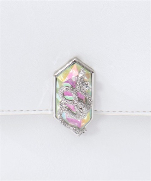 axes femme POETIQUE（アクシーズファムポエティック）の「蛇