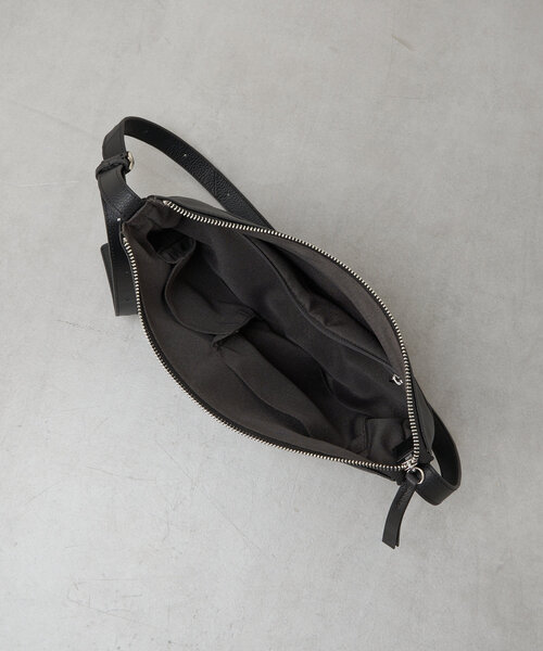 Jena espace merveilleux（ジェナ　エスパスメルヴェイユ）の「本革ワンハンドルバッグ（トートバッグ・レディース・グレー/ブラック・FREE）」の7枚目の写真