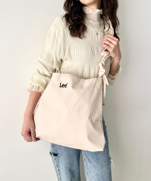 Lee/リー ロゴ刺繍 シャーリングショルダーバッグ/ニュースペーパー