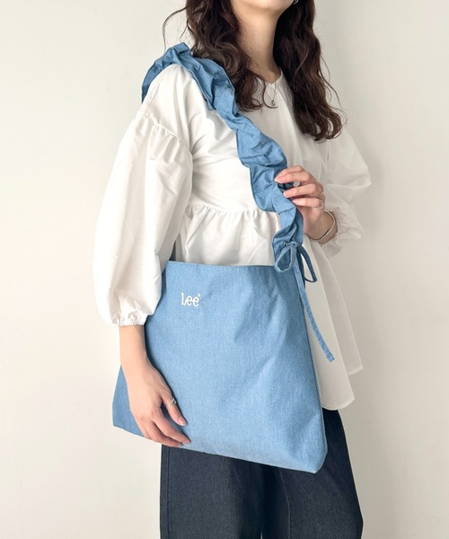 Lee(リー)の「Lee/リー ロゴ刺繍 シャーリングショルダーバッグ/ニュースペーパーバッグ/ビッグショルダー バレエコア ギャザーハンドル リボン(ショルダーバッグ・レディース・ブラック/シルバー/ベージュ/ブルー・FREE)」の15枚目の写真