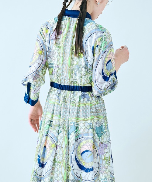 Audie a Muses（オーディアミューズ）の「ホロスコーププリント