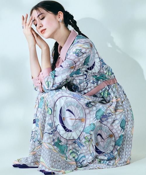 Audie a Muses（オーディアミューズ）の「ホロスコーププリント