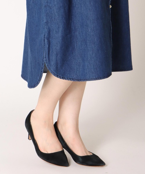 blanc basque（ブランバスク）の「パールボタン ダンガリーデニムワンピース（ワンピース・レディース・インディゴブルー・38）」の12枚目の写真