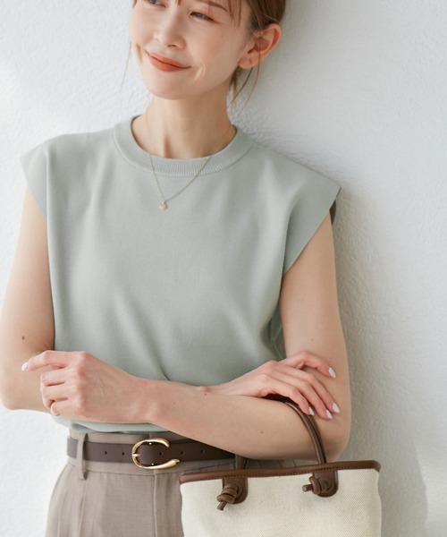 ROPE' PICNIC（ロペピクニック）の「【UVカット・接触冷感・イージーケア】八方映えニット ゼロスリーブニットプルオーバー（ニット/セーター・レディース・オフホワイト/サックスブルー/カーキ/ホワイト系その他5/ブラック系その他2/ブラック/ピンク系その他2/グリーン系その他/ベージュ/ブラウン・38）」の8枚目の写真