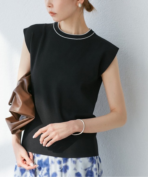 ROPE' PICNIC（ロペピクニック）の「【UVカット・接触冷感・イージーケア】八方映えニット ゼロスリーブニットプルオーバー（ニット/セーター・レディース・オフホワイト/サックスブルー/カーキ/ホワイト系その他5/ブラック系その他2/ブラック/ピンク系その他2/グリーン系その他/ベージュ/ブラウン・38）」の4枚目の写真