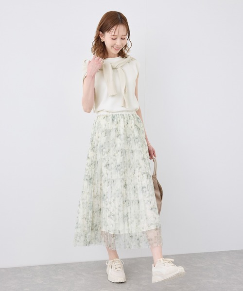 ROPE' PICNIC（ロペピクニック）の「【UVカット・接触冷感・イージーケア】八方映えニット ゼロスリーブニットプルオーバー（ニット/セーター・レディース・オフホワイト/サックスブルー/カーキ/ホワイト系その他5/ブラック系その他2/ブラック/ピンク系その他2/グリーン系その他/ベージュ/ブラウン・38）」の16枚目の写真