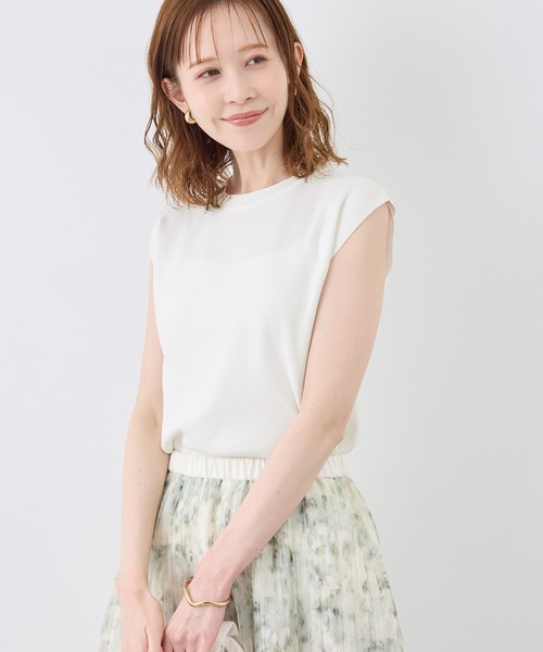 ROPE' PICNIC（ロペピクニック）の「【UVカット・接触冷感・イージーケア】八方映えニット ゼロスリーブニットプルオーバー（ニット/セーター・レディース・オフホワイト/サックスブルー/カーキ/ホワイト系その他5/ブラック系その他2/ブラック/ピンク系その他2/グリーン系その他/ベージュ/ブラウン・38）」の18枚目の写真