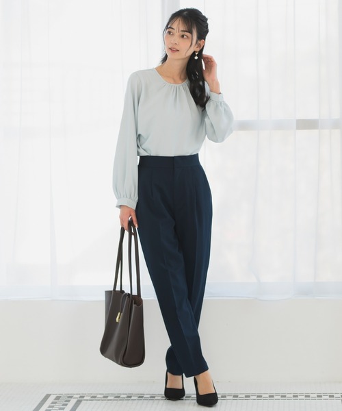 CELEN（セレン）の「【洗える/防シワ加工/UV加工/花粉防止】ゆったりギャザーブラウス 長袖（シャツ/ブラウス・レディース・モカ/ホワイト/ブルー/ネイビー/ピンクベージュ/ブラック・L/M/S）」の14枚目の写真