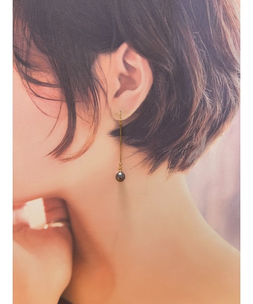 tone(トーン)の「【Ann】A074 パールカラーピアス ロング(MA)(ピアス(両耳用)・レディース・ホワイト/ブラック・FREE)」の8枚目の写真