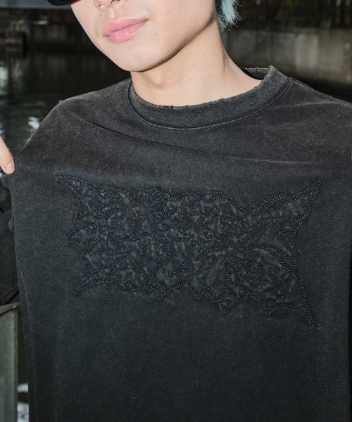 SHORT ROUND（ショートラウンド）の「SHORT ROUND/ダメージアップリケレイヤードロンT（Tシャツ/カットソー・メンズ・ブラック・MEDIUM/LARGE）」の10枚目の写真