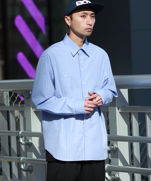 WISM(ウィズム)の「NAMELESSNESS / ネームレスネス Classic Shirt(シャツ/ブラウス・メンズ・ホワイト/ブルー系その他・2/3)」の8枚目の写真