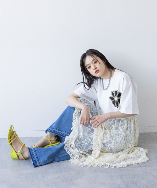 RAGEBLUE（レイジブルー）の「フラワーモチーフ/コード刺繍Tシャツ（Tシャツ/カットソー・レディース・ブラック系2/ブルー系2/ホワイト系1/ホワイト系2/ブルー系1/ブラック系1/ホワイト系3/ブラック系3/ベージュ系3・FREE）」の10枚目の写真