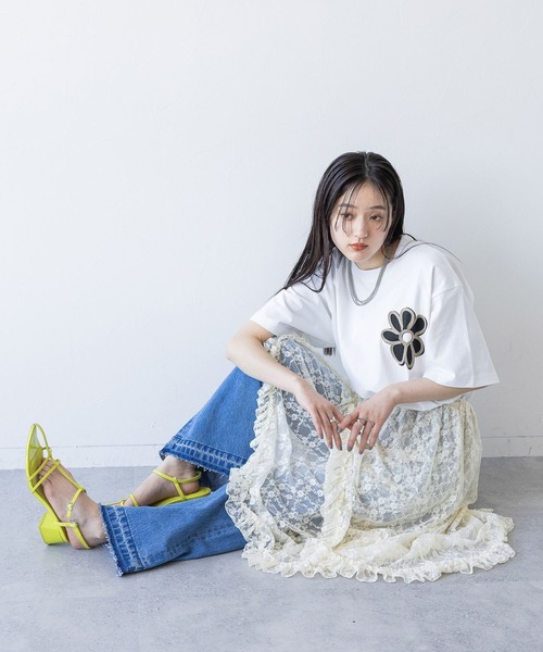 RAGEBLUE（レイジブルー）の「フラワーモチーフ/コード刺繍Tシャツ（Tシャツ/カットソー・レディース・ブラック系2/ブルー系2/ホワイト系1/ホワイト系2/ブルー系1/ブラック系1/ホワイト系3/ブラック系3/ベージュ系3・FREE）」の11枚目の写真