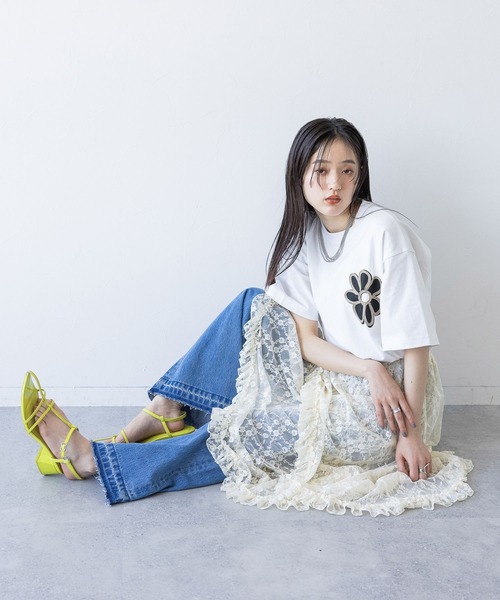 RAGEBLUE（レイジブルー）の「フラワーモチーフ/コード刺繍Tシャツ（Tシャツ/カットソー・レディース・ブラック系2/ブルー系2/ホワイト系1/ホワイト系2/ブルー系1/ブラック系1/ホワイト系3/ブラック系3/ベージュ系3・FREE）」の12枚目の写真