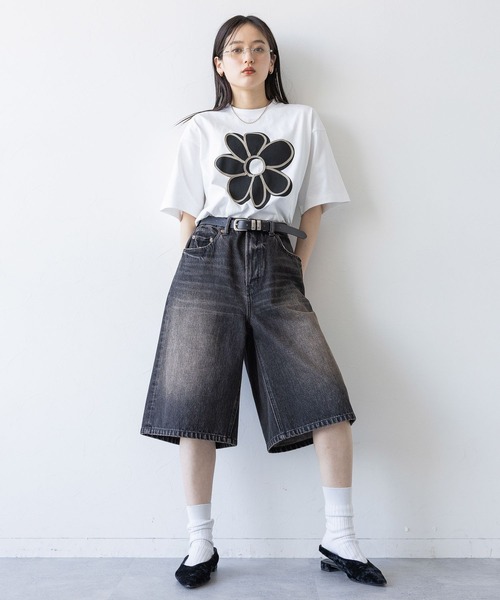 RAGEBLUE（レイジブルー）の「フラワーモチーフ/コード刺繍Tシャツ（Tシャツ/カットソー・レディース・ブラック系2/ブルー系2/ホワイト系1/ホワイト系2/ブルー系1/ブラック系1/ホワイト系3/ブラック系3/ベージュ系3・FREE）」の20枚目の写真