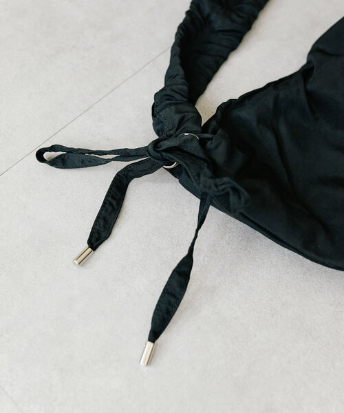 w closet（ダブルクローゼット）の「ショルダーギャザーバッグ（ショルダーバッグ・レディース・ブラック/イエロー・FREE）」の5枚目の写真