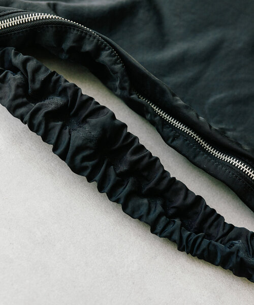 w closet（ダブルクローゼット）の「ショルダーギャザーバッグ（ショルダーバッグ・レディース・ブラック/イエロー・FREE）」の7枚目の写真