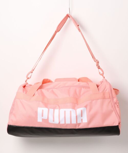 PUMA（プーマ）の「《PUMA》PUMA チャレンジャー ミディアム スポーツ バックパック（ドラムバッグ・メンズ・ピンク/ネイビー/ブラック/ブルー系その他/プラム・フリー）」の5枚目の写真
