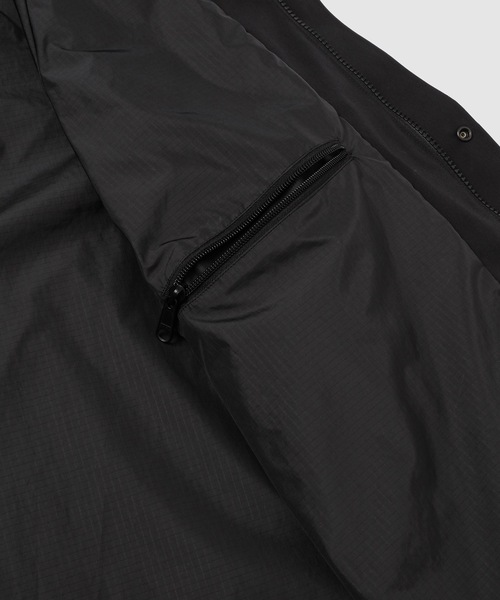 eYe JUNYA WATANABE MAN（アイジュンヤワタナベマン）の「THE NORTH FACE W-NAME 「Stow Away Jacket」（マウンテンパーカー・メンズ・ブラック/ベージュ・S/M/L/XS/XL）」の17枚目の写真
