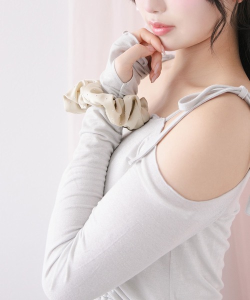 DearMyLoveRose（ディアマイラブローズ）の「ラインストーンサテンシュシュ（その他ヘアアクセサリー・レディース・イエロー/ラベンダー/ライトグリーン/レッド/ブラウン/アイボリー/ベビーピンク/ブラック/ブルー・FREE）」の7枚目の写真