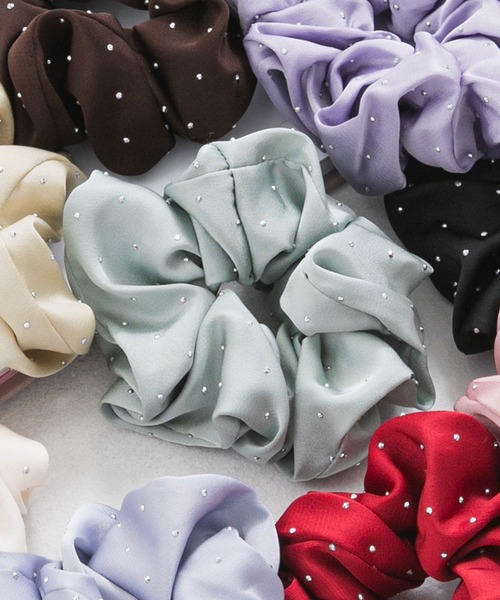 DearMyLoveRose（ディアマイラブローズ）の「ラインストーンサテンシュシュ（その他ヘアアクセサリー・レディース・イエロー/ラベンダー/ライトグリーン/レッド/ブラウン/アイボリー/ベビーピンク/ブラック/ブルー・FREE）」の14枚目の写真