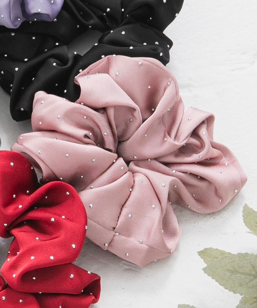 DearMyLoveRose（ディアマイラブローズ）の「ラインストーンサテンシュシュ（その他ヘアアクセサリー・レディース・イエロー/ラベンダー/ライトグリーン/レッド/ブラウン/アイボリー/ベビーピンク/ブラック/ブルー・FREE）」の15枚目の写真