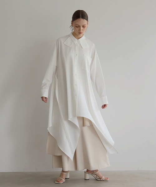 MIELI INVARIANT(ミエリインヴァリアント)の「Bumpy Irregular Hem Shirt(シャツ/ブラウス・レディース・ブラック/ホワイト/グリーン系・FREE)」の20枚目の写真