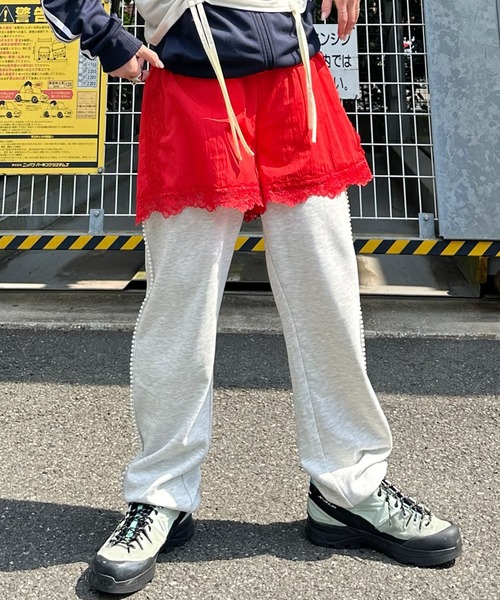 Alley Tokyo（アリートーキョー）の「サイドパールAlleyスエパン（スウェットパンツ・レディース・オートミール・FREE）」の6枚目の写真