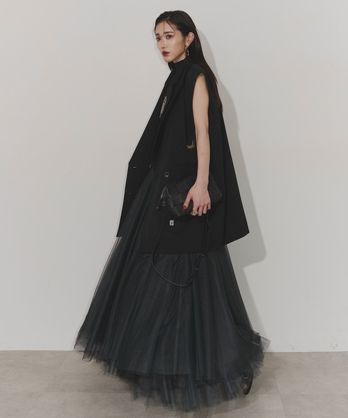 トップス Chris TROIS. Collected Bijoux vest Chris TROIS.（クリストロワ）の「Collected Bijoux vest