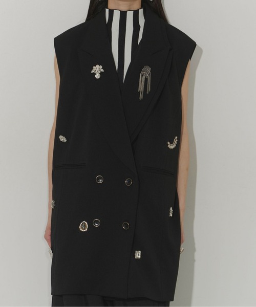 トップス Chris TROIS. Collected Bijoux vest Chris TROIS.（クリストロワ）の「Collected Bijoux vest