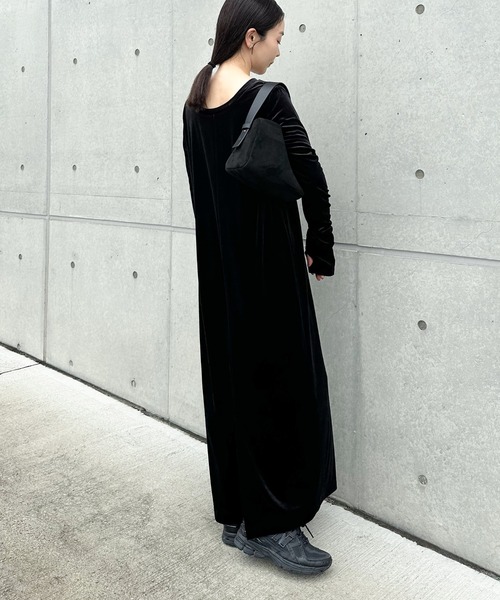 フィンガースリーブベロアロングワンピ―ス（ワンピース）｜select MOCA