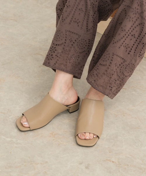 URBAN RESEARCH DOORS（アーバンリサーチドアーズ）の「カバーサンダル（サンダル・レディース・キャメル・38/37/36）」の3枚目の写真