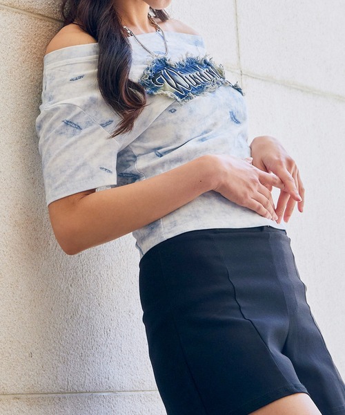 GORGE(ゴージ)の「《デニムワッペン×オフショル》レディース カットソー Tシャツ こなれカジュアル 春夏秋(Tシャツ/カットソー・レディース・チャコール/ピンク/オフホワイト・F)」の9枚目の写真