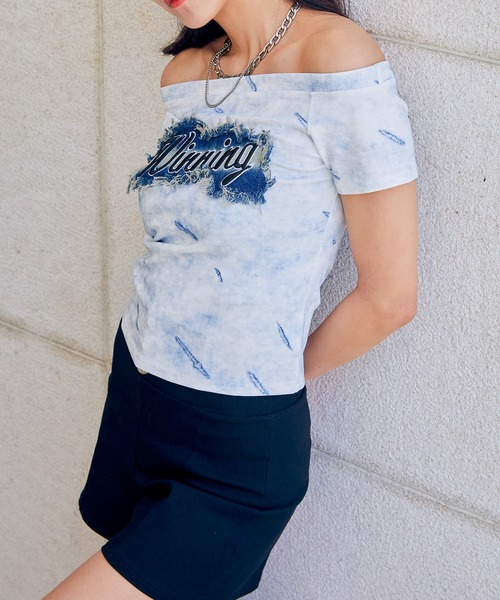 GORGE(ゴージ)の「《デニムワッペン×オフショル》レディース カットソー Tシャツ こなれカジュアル 春夏秋(Tシャツ/カットソー・レディース・チャコール/ピンク/オフホワイト・F)」の11枚目の写真