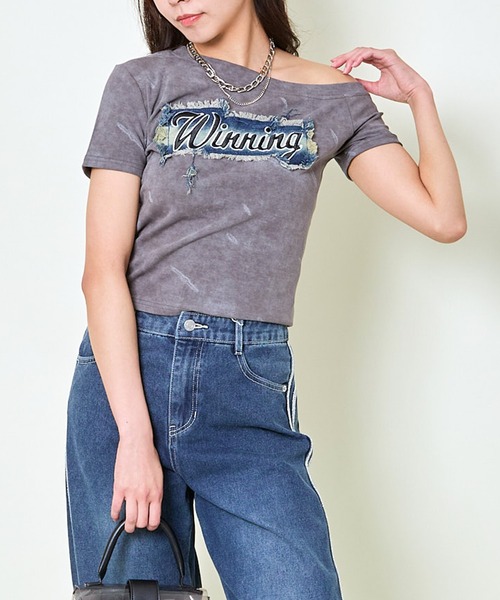 GORGE(ゴージ)の「《デニムワッペン×オフショル》レディース カットソー Tシャツ こなれカジュアル 春夏秋(Tシャツ/カットソー・レディース・チャコール/ピンク/オフホワイト・F)」の18枚目の写真
