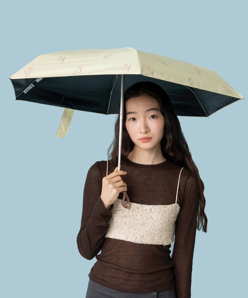 Casselini(キャセリーニ)の「Casselini(キャセリーニ)【Wpc. × Casselini】完全遮光 晴雨兼用チューリップ柄折りたたみ傘(折りたたみ傘・レディース・ホワイト/イエロー/ネイビー・FREE)」の8枚目の写真
