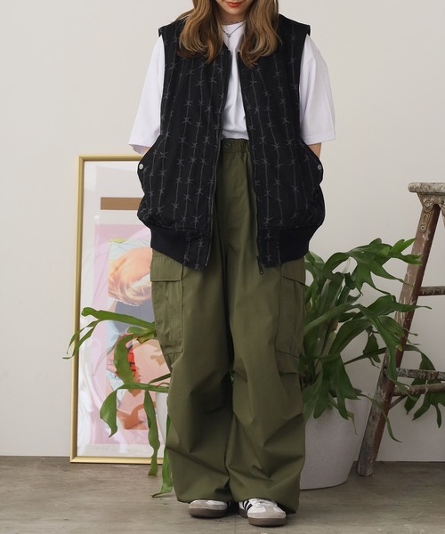 made in standard (メイドインスタンダード)の「MADE IN STANDARD / メイドインスタンダード MA-1 VEST REVERSIBLE ベスト メンズ 秋物 秋服 2026年秋冬 冬服(ダウンベスト・メンズ・ブラック/グレー・L/M)」の11枚目の写真
