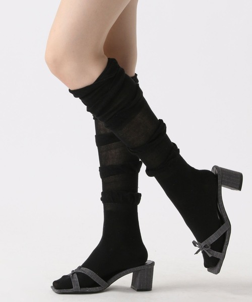 FOREVER 21(フォーエバー トゥエンティーワン)の「クシュクシュソックス(ソックス/靴下・レディース・ホワイト系その他/ブラック・FREE)」の1枚目の写真