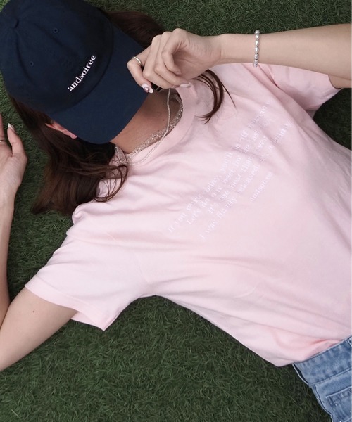 &soiree(アンドソワレ)の「【&soiree】フロント刺繍2353Tシャツ(Tシャツ/カットソー・レディース・ホワイト/ピンク/ネイビー/スミクロ/ベージュ・FREE)」の20枚目の写真