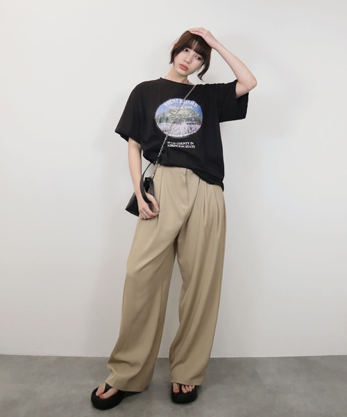 Reurie'（レウリィ）の「【ZOZO限定】ラウンドグラフィックT／round graphic T 半袖 クルーネック オーバーサイズ プリントT グラフィック カジュアル ベーシック（Tシャツ/カットソー・レディース・ホワイト/ブラック/グレー・FREE）」の5枚目の写真