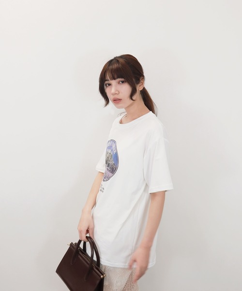 Reurie'（レウリィ）の「【ZOZO限定】ラウンドグラフィックT／round graphic T 半袖 クルーネック オーバーサイズ プリントT グラフィック カジュアル ベーシック（Tシャツ/カットソー・レディース・ホワイト/ブラック/グレー・FREE）」の20枚目の写真
