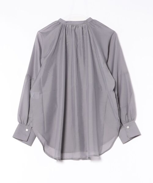 m.f.editorial（エムエフエディトリアル）の「【吸汗速乾 軽量】m.f.エディトリアルレディース ラグランギャザー シアー長袖シャツ（シャツ/ブラウス・レディース・ブラック/ピンク系その他/グレー系その他2・MEDIUM/LARGE）」の4枚目の写真