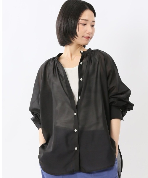 m.f.editorial（エムエフエディトリアル）の「【吸汗速乾 軽量】m.f.エディトリアルレディース ラグランギャザー シアー長袖シャツ（シャツ/ブラウス・レディース・ブラック/ピンク系その他/グレー系その他2・MEDIUM/LARGE）」の2枚目の写真