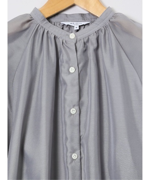 m.f.editorial（エムエフエディトリアル）の「【吸汗速乾 軽量】m.f.エディトリアルレディース ラグランギャザー シアー長袖シャツ（シャツ/ブラウス・レディース・ブラック/ピンク系その他/グレー系その他2・MEDIUM/LARGE）」の5枚目の写真