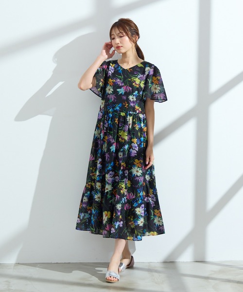 美品　Rose Tiara ローズティアラ　花柄　ワンピース XL 42 手洗いOK】ボタニカル風フラワーワンピース（ワンピース）｜Rose