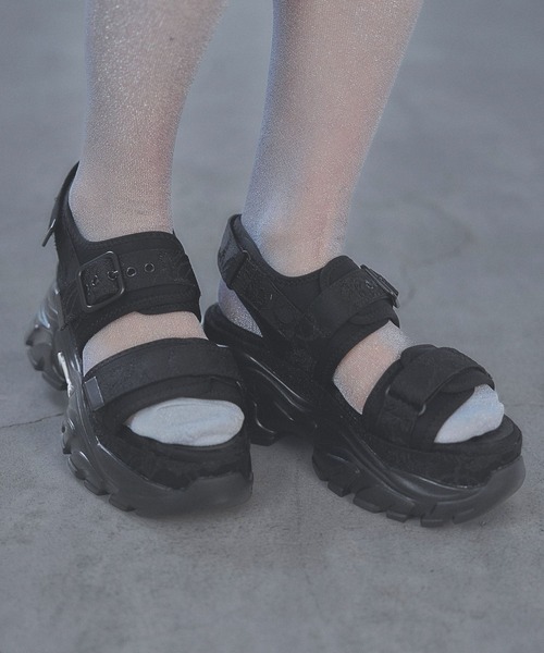 HARE（ハレ）の「バックルデザインスポーツサンダル(HARE)（サンダル・レディース・ブラック系その他/ブラック・MEDIUM/LARGE）」の12枚目の写真