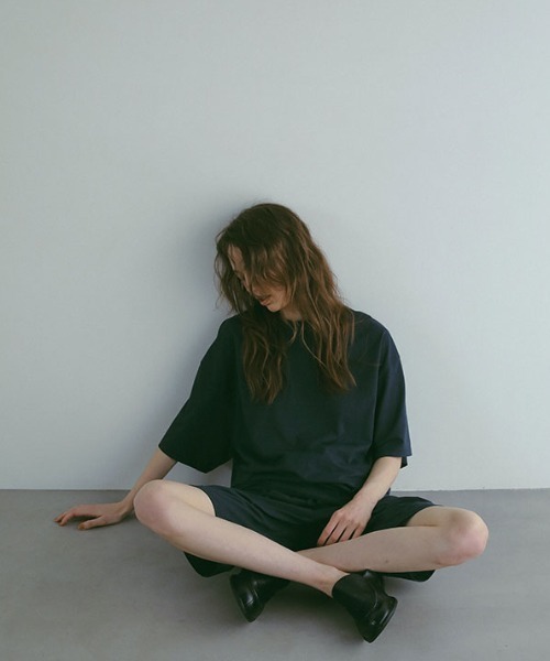 ETRE TOKYO（エトレトウキョウ）の「three dots パウダリーコットンショートパンツ（その他パンツ・レディース・オフホワイト/ベージュ/ネイビー・L/M）」の7枚目の写真